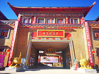 性少妇mdms丰满Lis,丰满少妇传奇：自信魅力引关注-5