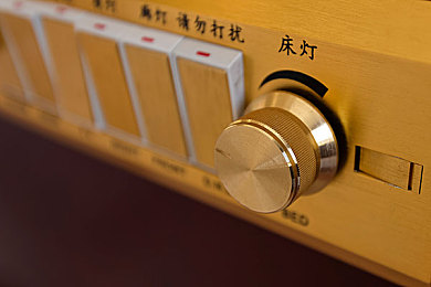 动漫美女裸体软件,动漫裸软争议：如何守护网络环境？-2